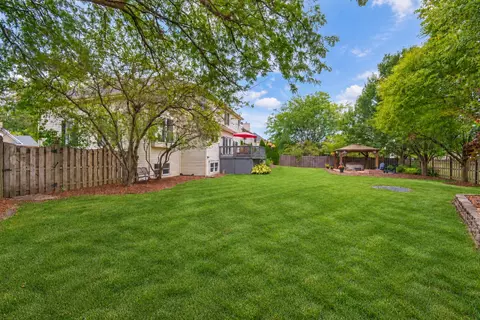 Exterior - 2030 Tunbridge Trl, Algonquin, IL 60102 photo 14 of 14