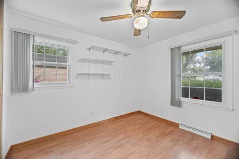 Bedroom - 2207 Kingfisher Ln, Rolling Meadows, IL 60008 photo 1 of 7