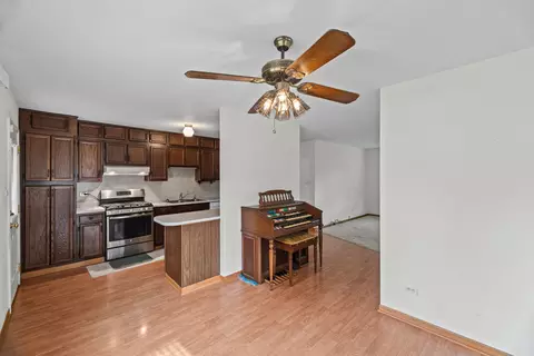 Other - 2207 Kingfisher Ln, Rolling Meadows, IL 60008 photo 3 of 6