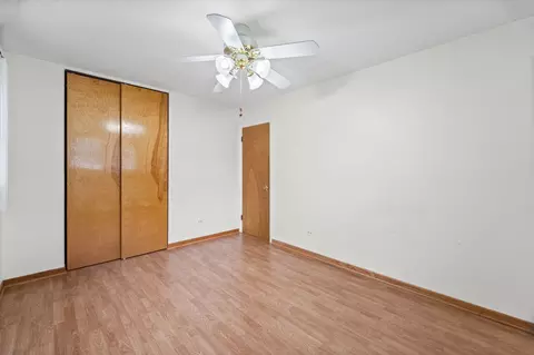 Bedroom - 2207 Kingfisher Ln, Rolling Meadows, IL 60008 photo 4 of 7