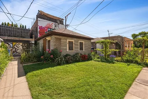 Exterior - 5723 N Artesian Ave, Chicago, IL 60659 photo 2 of 2
