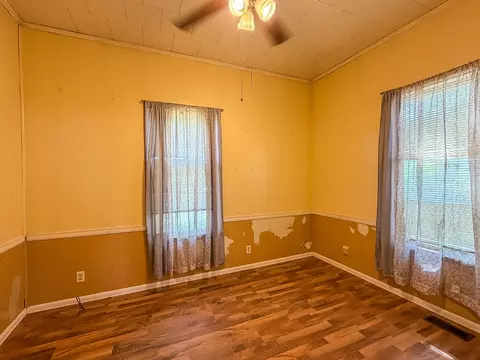 Bedroom - 2105 Dewitt Ave, Mattoon, IL 61938 photo 5 of 6