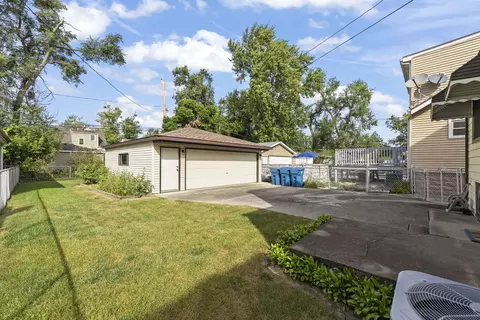 Exterior - 14918 Hamlin Ave, Midlothian, IL 60445 photo 4 of 7