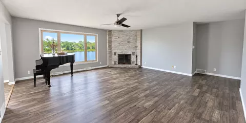 Living - 760 Riverside Ct, Kankakee, IL 60901 photo 1 of 5