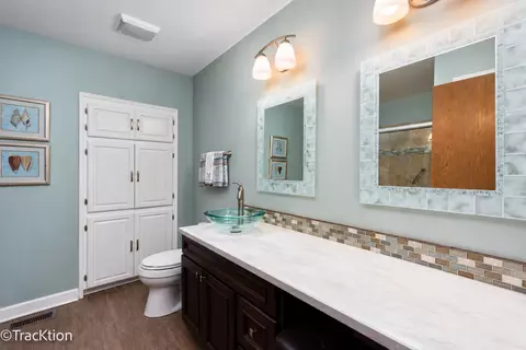 Bath - 20839 W Hickory Ct, Plainfield, IL 60544 photo 1 of 3