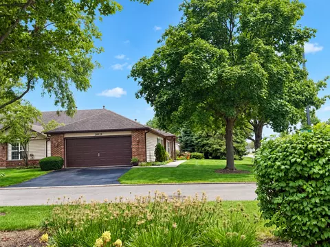Exterior - 20839 W Hickory Ct, Plainfield, IL 60544 photo 3 of 5