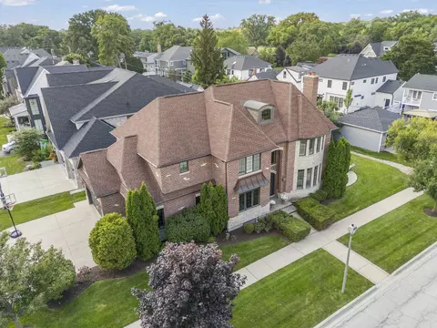 View/Area - 253 E Wilson St, Elmhurst, IL 60126 photo 1 of 2
