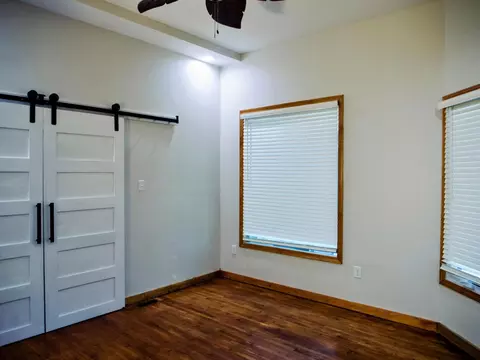 Bedroom - 1037 N 8th St, Springfield, IL 62702 photo 1 of 4