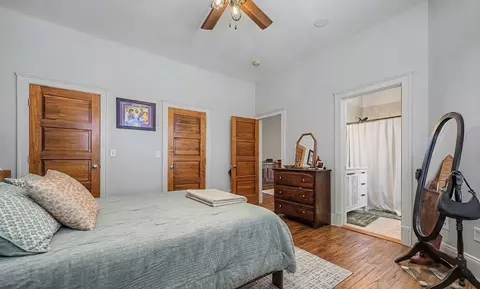 Bedroom - 116 W Locust St, Bloomington, IL 61701 photo 2 of 4