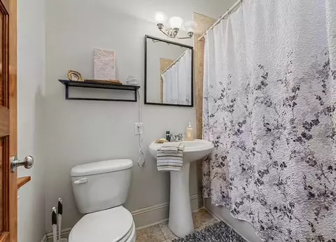 Bath - 116 W Locust St, Bloomington, IL 61701 photo 2 of 2
