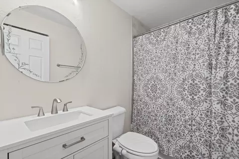 Bath - 106 N Lincoln St, Philo, IL 61864 photo 1 of 1