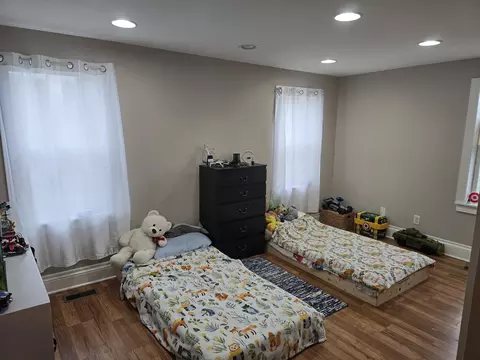 Bedroom - 112 E Main St, Plano, IL 60545 photo 3 of 5
