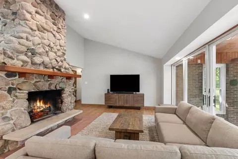 Living - 24820 S Harlem Ave, Monee, IL 60449 photo 1 of 2