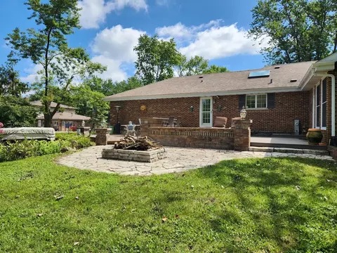Exterior - 24820 S Harlem Ave, Monee, IL 60449 photo 4 of 8