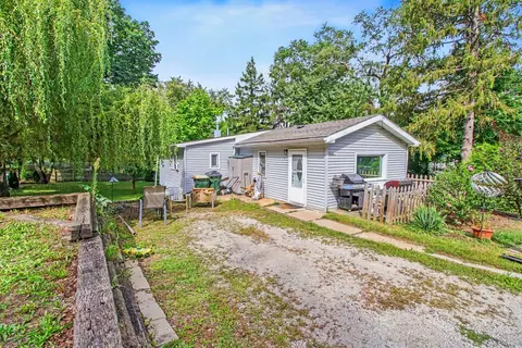 6 N872 Fox River Ave, Saint Charles, IL 60174