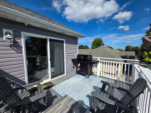 Exterior - 4749 Oregon Trl, Mchenry, IL 60050 photo 11 of 11