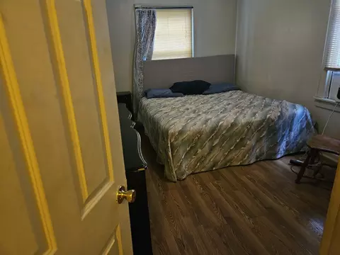 Bedroom - 2312 S 6th St, Springfield, IL 62703 photo 1 of 4