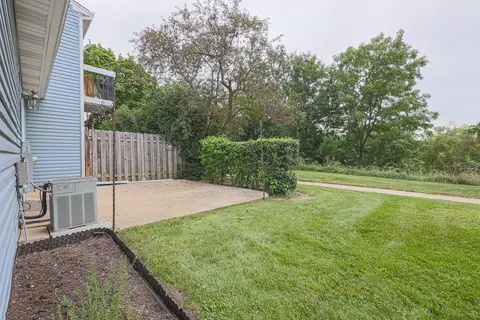 Exterior - 2003 Sudbury Dr, Hoffman Estates, IL 60169 photo 7 of 15