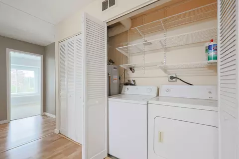 Other - 2003 Sudbury Dr, Hoffman Estates, IL 60169 photo 5 of 6