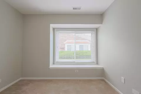 Bedroom - 2003 Sudbury Dr, Hoffman Estates, IL 60169 photo 15 of 15