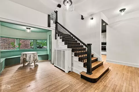 1364 E 49th St, Chicago, IL 60615 photo 3