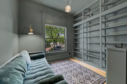 1364 E 49th St, Chicago, IL 60615 photo 13