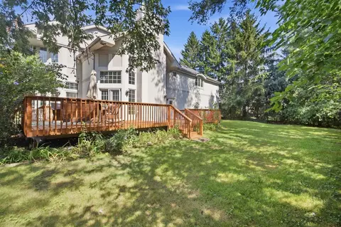 Exterior - 351 Willowood Ln, Willowbrook, IL 60527 photo 11 of 11