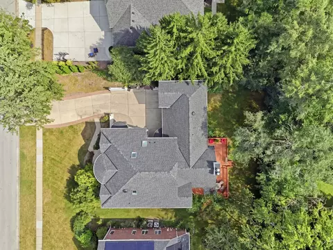 View/Area - 351 Willowood Ln, Willowbrook, IL 60527 photo 2 of 3