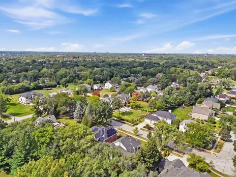 View/Area - 351 Willowood Ln, Willowbrook, IL 60527 photo 3 of 3