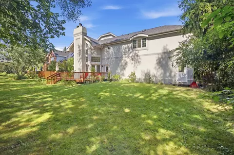 Exterior - 351 Willowood Ln, Willowbrook, IL 60527 photo 5 of 11