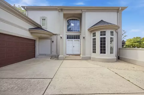 Exterior - 351 Willowood Ln, Willowbrook, IL 60527 photo 3 of 11