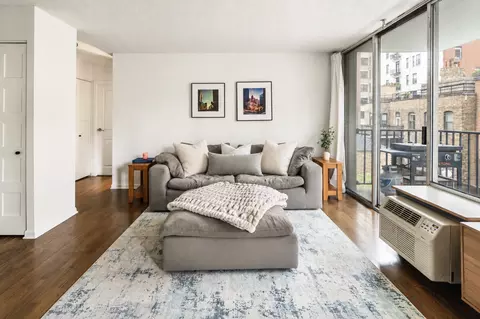 Living - 71 E Division St #402, Chicago, IL 60610 photo 3 of 3