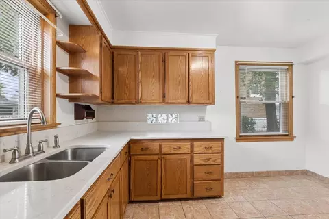 Kitchen - 8028 42nd Ct, Lyons, IL 60534 photo 2 of 2