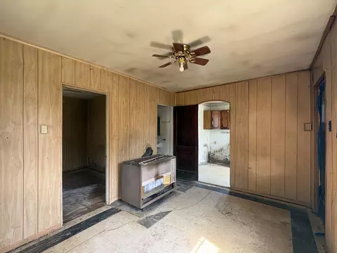 Living - 610 E Bronson St, Streator, IL 61364 photo 1 of 1