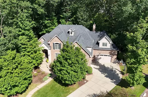 20633 Charmaine Ct, Frankfort, IL 60423