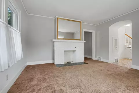 Living - 1604 E Jackson St, Bloomington, IL 61701 photo 2 of 7