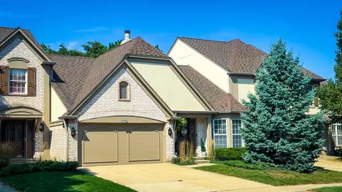 714 Alsace Cir, Buffalo Grove, IL 60089