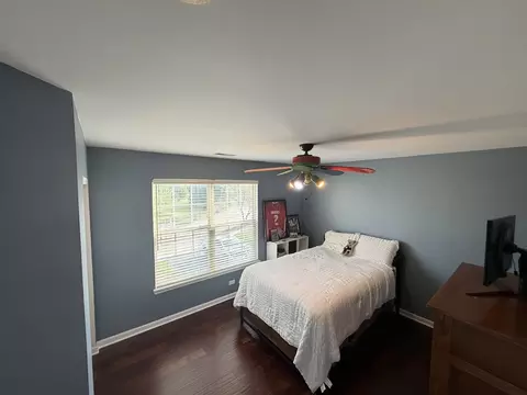 Bedroom - 1068 Fox Path, West Dundee, IL 60118 photo 3 of 4