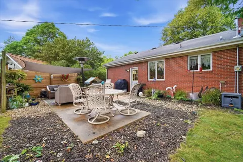 Exterior - 801 Smith Dr, Normal, IL 61761 photo 5 of 6