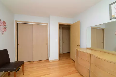 Bedroom - 828 S Mitchell Rd, Elmhurst, IL 60126 photo 4 of 4