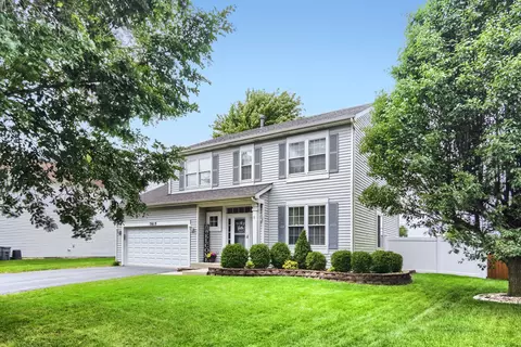 Exterior - 7815 Briarcliff Dr, Plainfield, IL 60586 photo 3 of 6