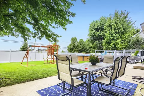 Exterior - 7815 Briarcliff Dr, Plainfield, IL 60586 photo 4 of 6