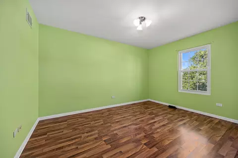 Bedroom - 1210 Brookfield Dr, Plainfield, IL 60586 photo 2 of 3