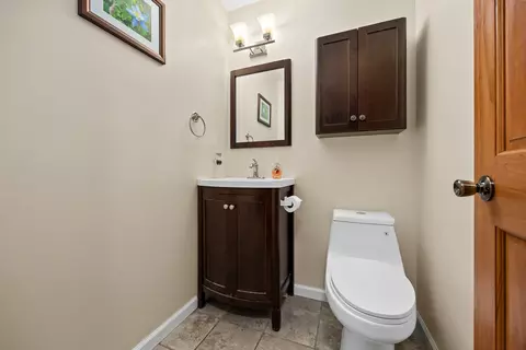 Bath - 1210 Brookfield Dr, Plainfield, IL 60586 photo 1 of 2