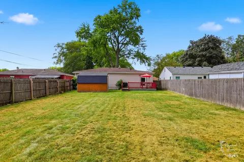Exterior - 1556 S 4th Ave, Kankakee, IL 60901 photo 3 of 4