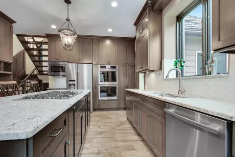 Kitchen - 12910 S Hadfield Dr, Plainfield, IL 60585 photo 4 of 8