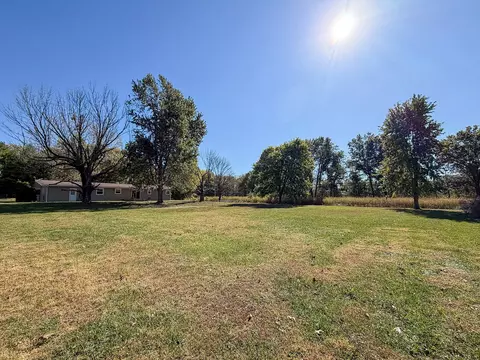 Exterior - 1367 County Road 1000, Lerna, IL 62440 photo 17 of 18