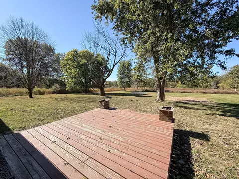 Exterior - 1367 County Road 1000, Lerna, IL 62440 photo 4 of 18