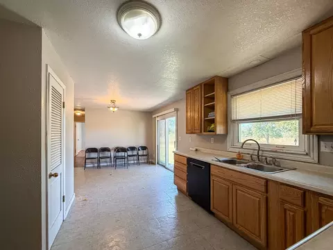 Kitchen - 1367 County Road 1000, Lerna, IL 62440 photo 3 of 3