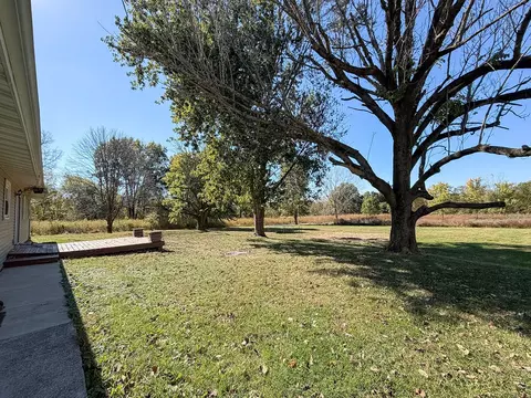 Exterior - 1367 County Road 1000, Lerna, IL 62440 photo 7 of 18